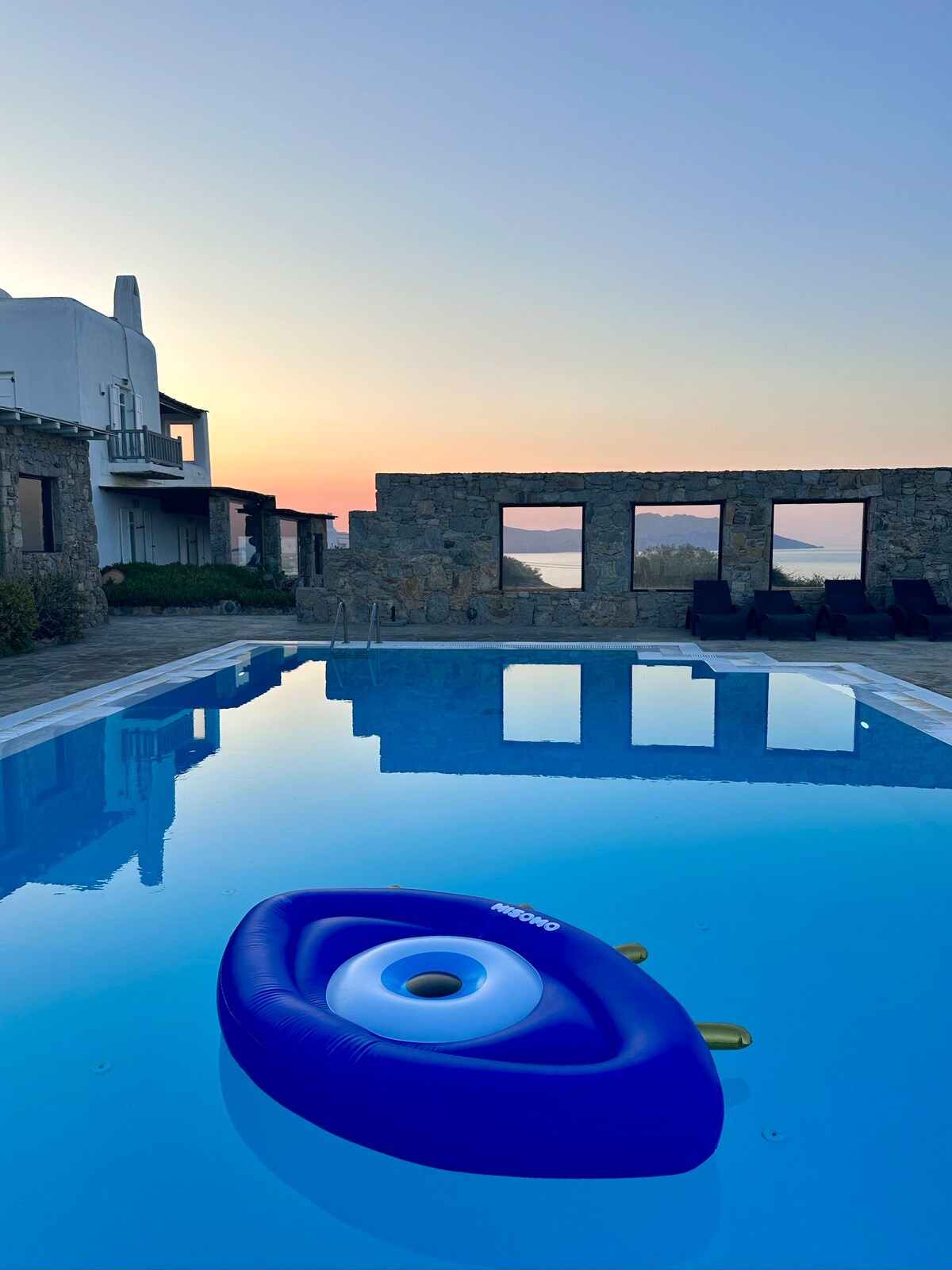 Villa Ruffi Mykonos, piscina con vista sul mare